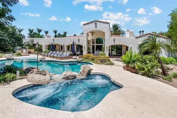 Wander Scottsdale Bliss - Image 1